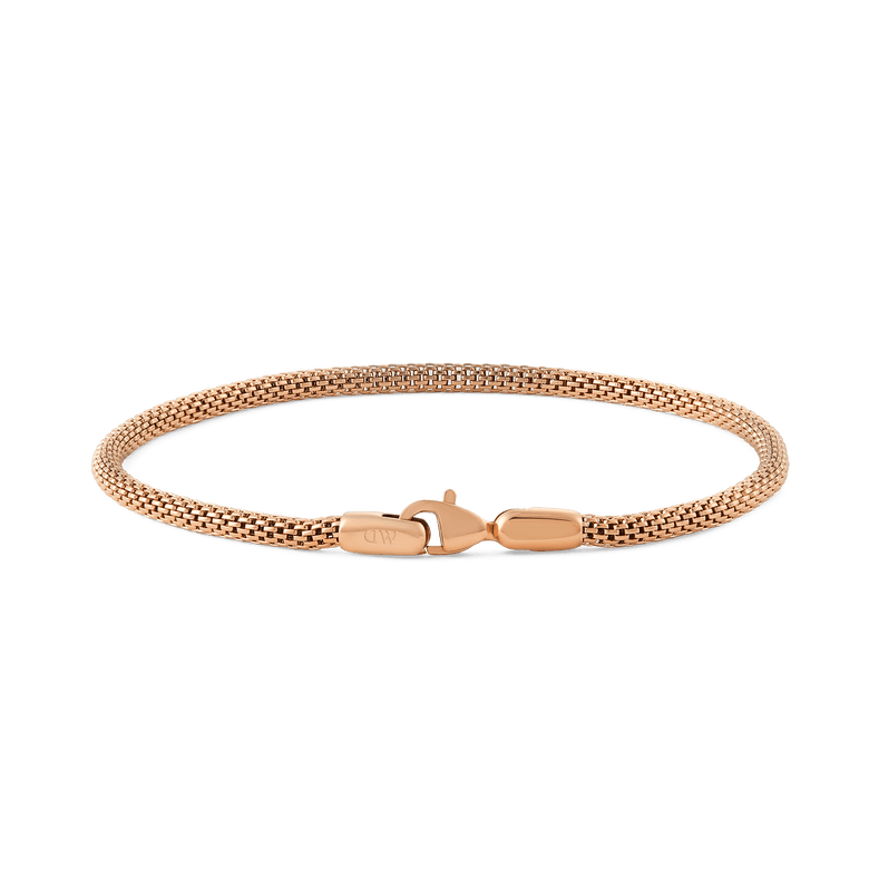 Slim rose gold mesh bracelet with a lobster clasp, featuring a lightweight and flexible design suitable for both men and women.