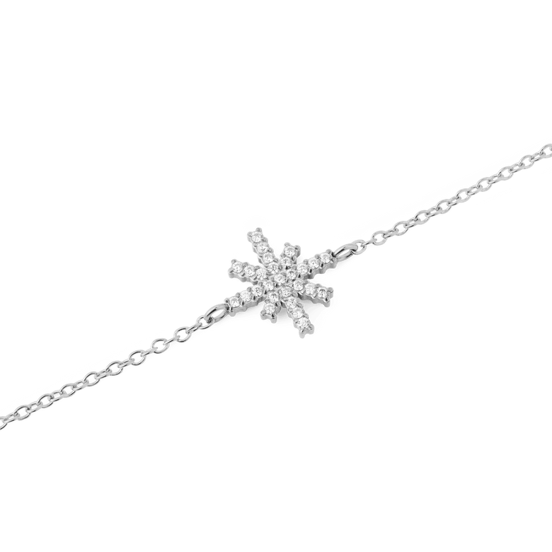 Close-up of the Mirelle Star Bracelet Silver showing a finely detailed star charm set with white cubic zirconia crystals on a slim silver chain, highlighting its elegant and sparkling design.