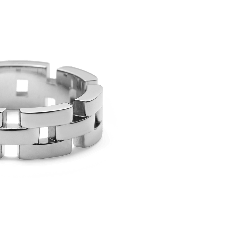Close-up of the 3-Link Ring Silver, highlighting its geometric open-link structure and polished stainless steel finish for a contemporary, minimalist style.