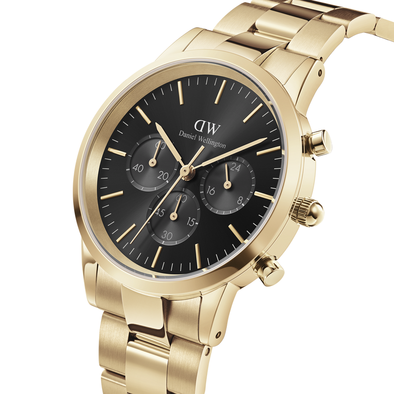 Iconic Chronograph Link Onyx G men's watch featuring a black sunray dial with three chronograph sub-dials, polished gold stainless steel bracelet, and a bold 42mm case for a sophisticated everyday look.