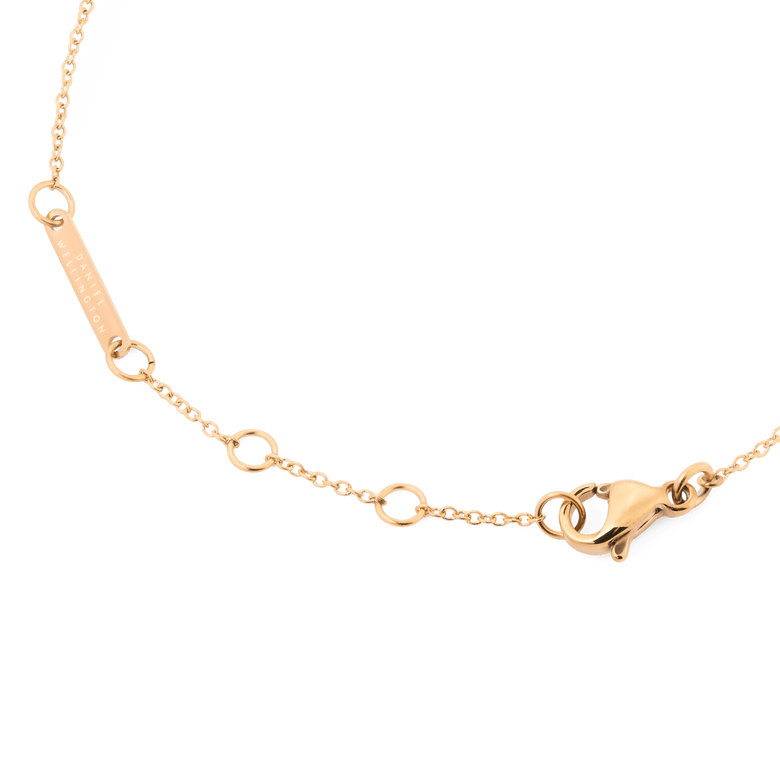 Detail of the Mirelle Star Bracelet Rose Gold showing the adjustable rose gold chain, secure lobster clasp, and branded tag, designed for a comfortable and personalised fit.