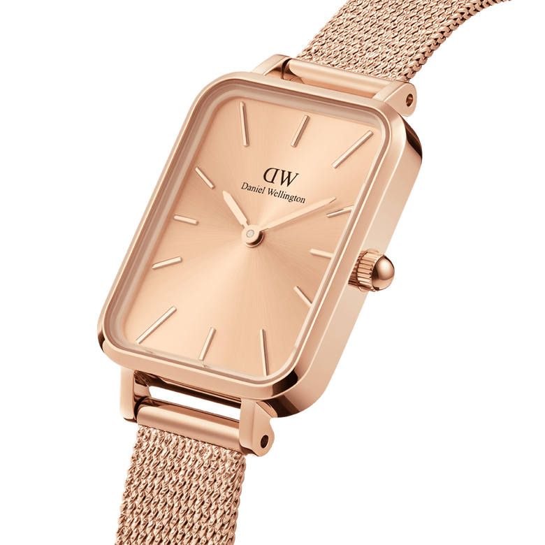 Close-up of the Quadro Pressed Unitone rose gold watch, showing its rectangular case, minimalist dial, and pressed mesh strap, crafted for women who appreciate understated elegance and reliable quality.