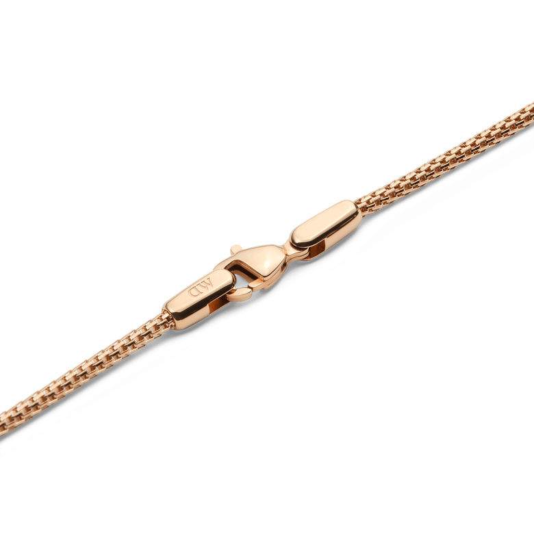 Detail of the Tide Mesh Necklace Rose Gold 1.8 showing the polished rose gold lobster clasp and fine mesh chain links.