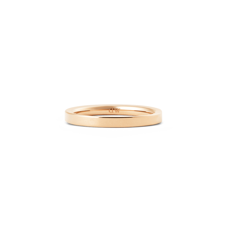 Line Ring Polished Rose Gold 2.5mm featuring a slim, minimalist band with a smooth polished finish and discreet logo inside, crafted for everyday wear.