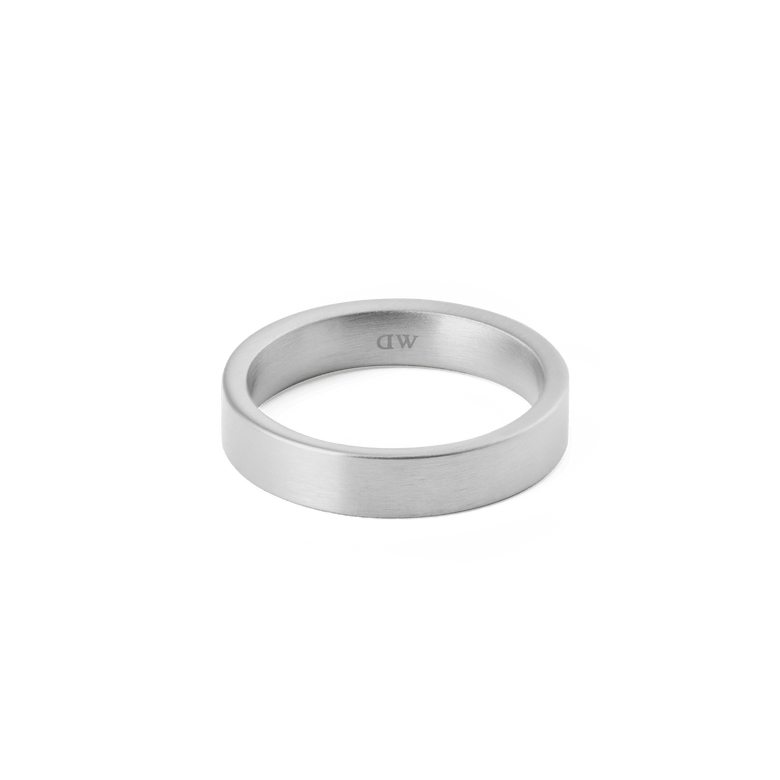 Line Ring Brushed Silver 4.5mm with a smooth, brushed finish and minimalist design, made from durable stainless steel for everyday wear.