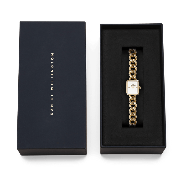 Jolie Chain Gold ladies watch presented in a sleek black Daniel Wellington gift box, featuring a chunky gold chain bracelet and minimalist square white dial, ideal for gifting or adding to a collection.