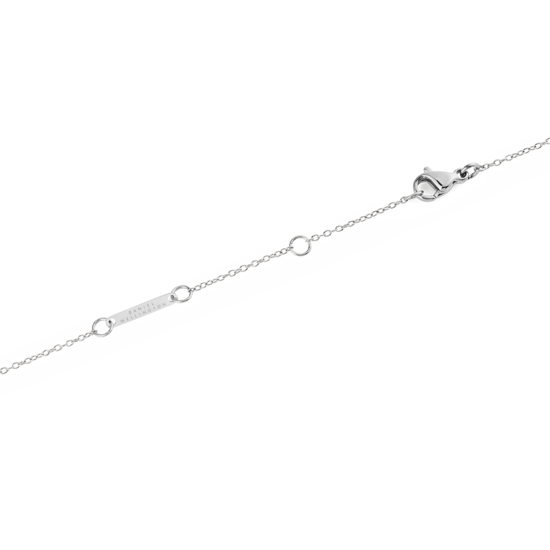 Close-up of the Mirelle Solitaire Necklace Silver showing the adjustable silver chain with multiple fastening loops and a secure clasp for a custom fit.