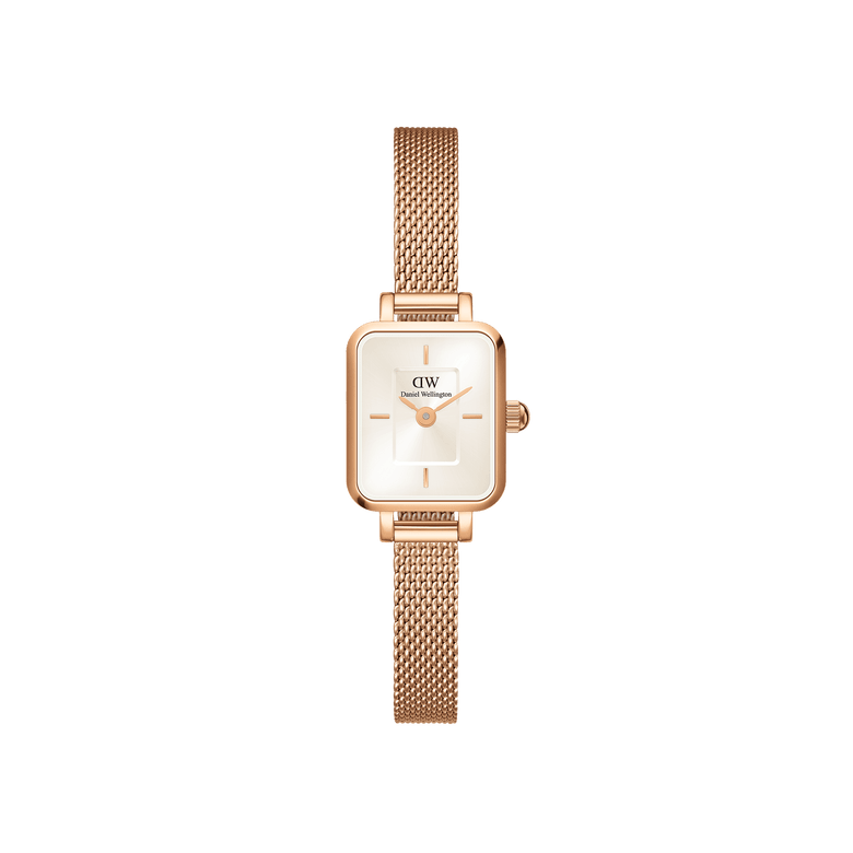 Quadro Mini Melrose Champagne features a petite rectangular champagne dial with a rose gold mesh strap, offering a minimalist and elegant look suitable for small wrists.