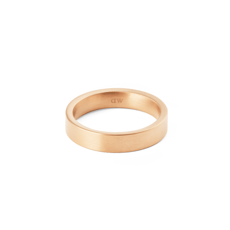 Line Ring Brushed Rose Gold 4.5mm showcases a brushed rose gold finish and minimalist band profile, made from stainless steel for lasting quality and comfort.