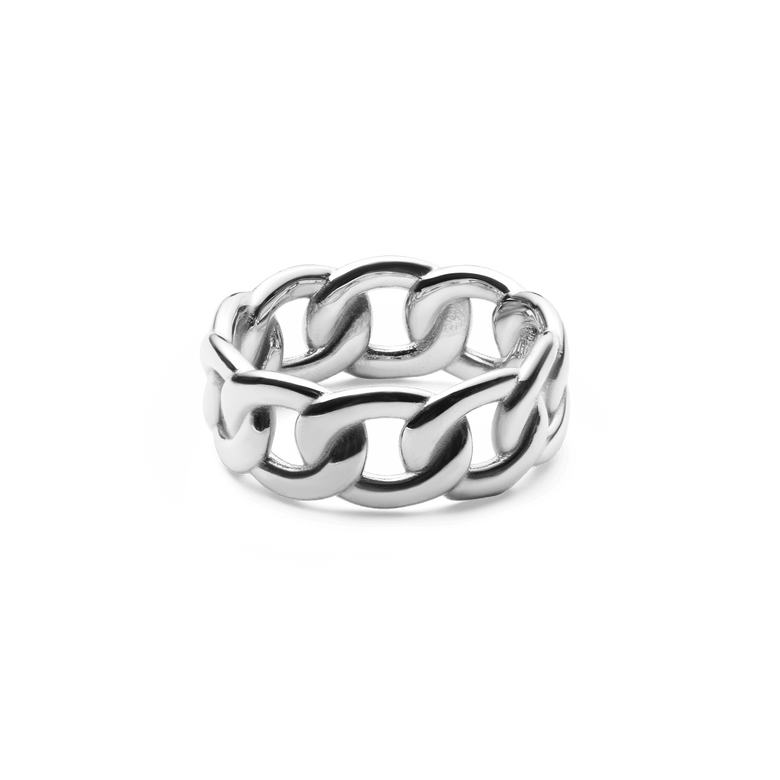 Chunky Chain Ring Silver with bold, interlocking chain links and a polished stainless steel finish, designed for a contemporary and versatile jewellery look.