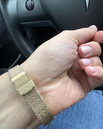 Photo from a customer review: 5 out of 5 stars, Daniela