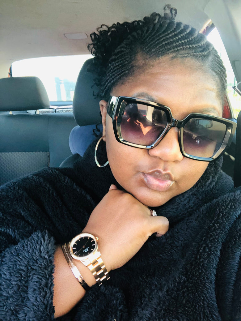 Photo from a customer review: 5 out of 5 stars, Yoliswa H