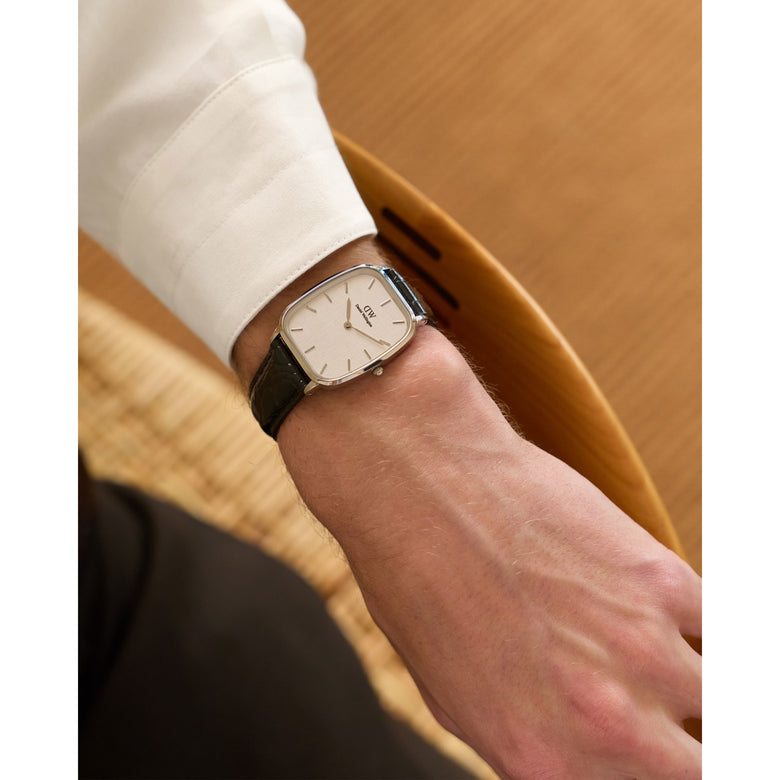 Marlon Black Croc Belly Linen Silver