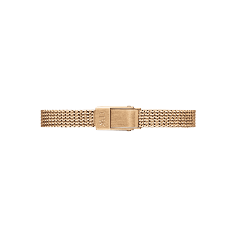 The Quadro Mini Melrose Emerald features a rose gold mesh bracelet with a secure clasp, designed for a comfortable and adjustable fit on small wrists.
