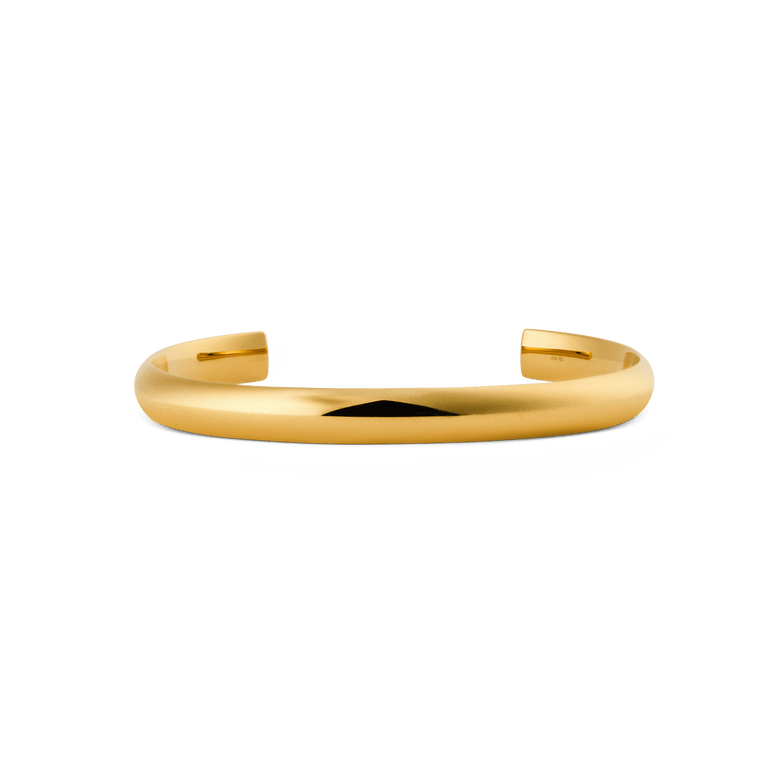 Arch Cuff Gold 6mm features a polished gold finish with a softly curved, open-ended design and smooth contours, ideal for both men and women seeking a classic, minimalist bracelet.