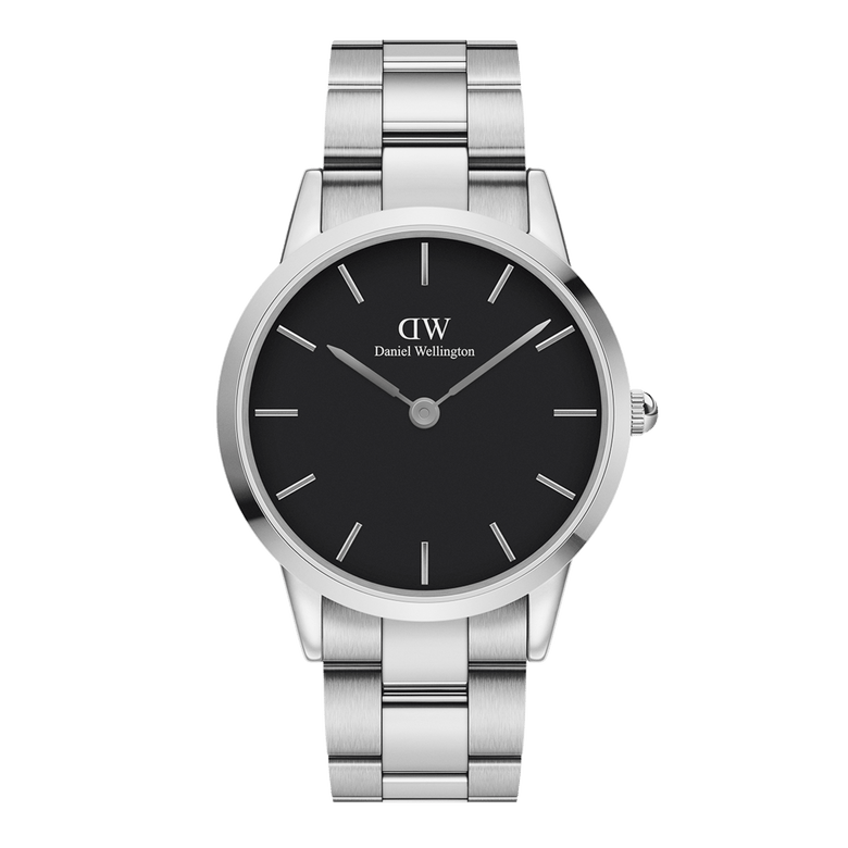 Classic Daniel Wellington Iconic Link watch with a polished stainless steel bracelet and minimalist black dial, featuring a sleek round face and silver hour markers.